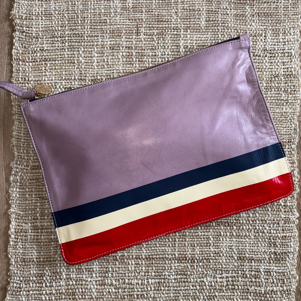 Adorable Clare V Clutch - Picture 2 of 6